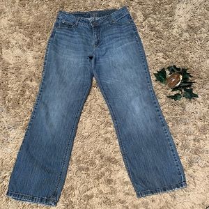 3 for $25 or 5 for $30 Riders by Lee Straight Leg